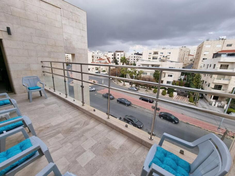 Deir Ghbar 3 Rooms Apart Amán Exterior foto